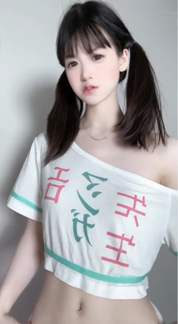 《萌小栖》萌系写真合集-4K超清完整版未删减-全套收录视频照片-会员专属百度网盘夸克网盘-持续更新内嵌字幕无水印